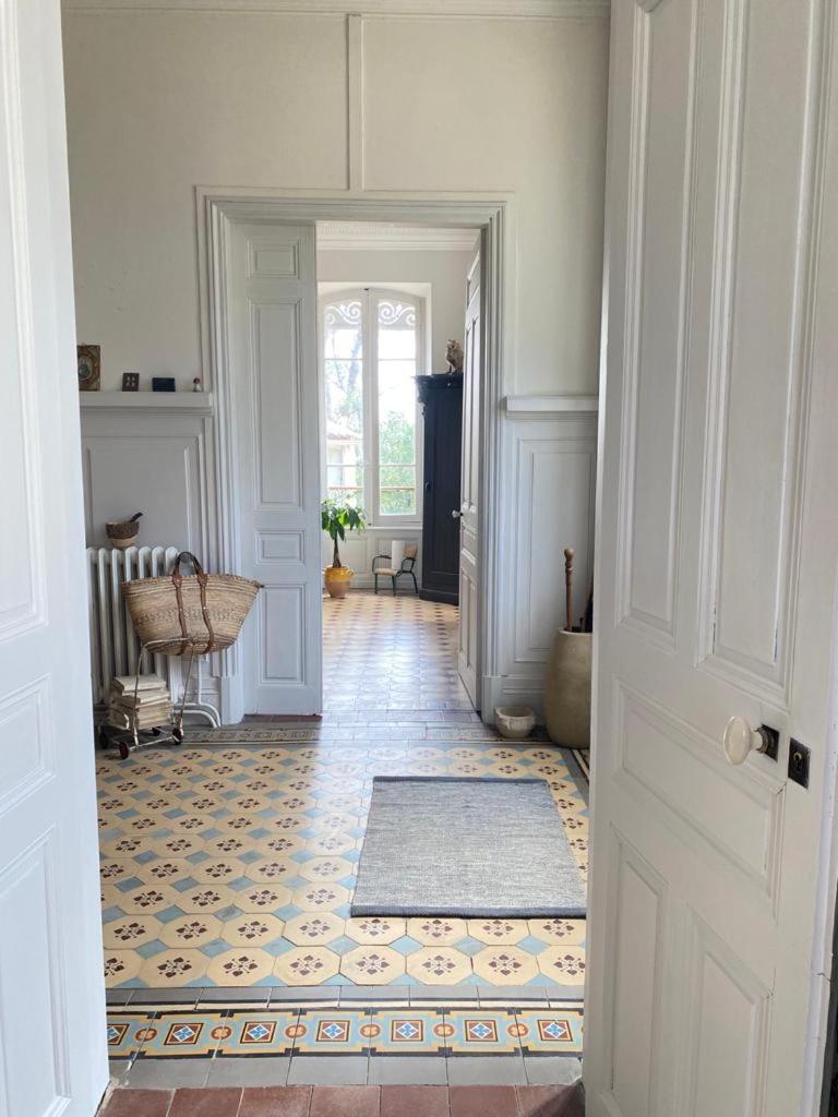 B&B Maison Felisa Sabran Екстериор снимка