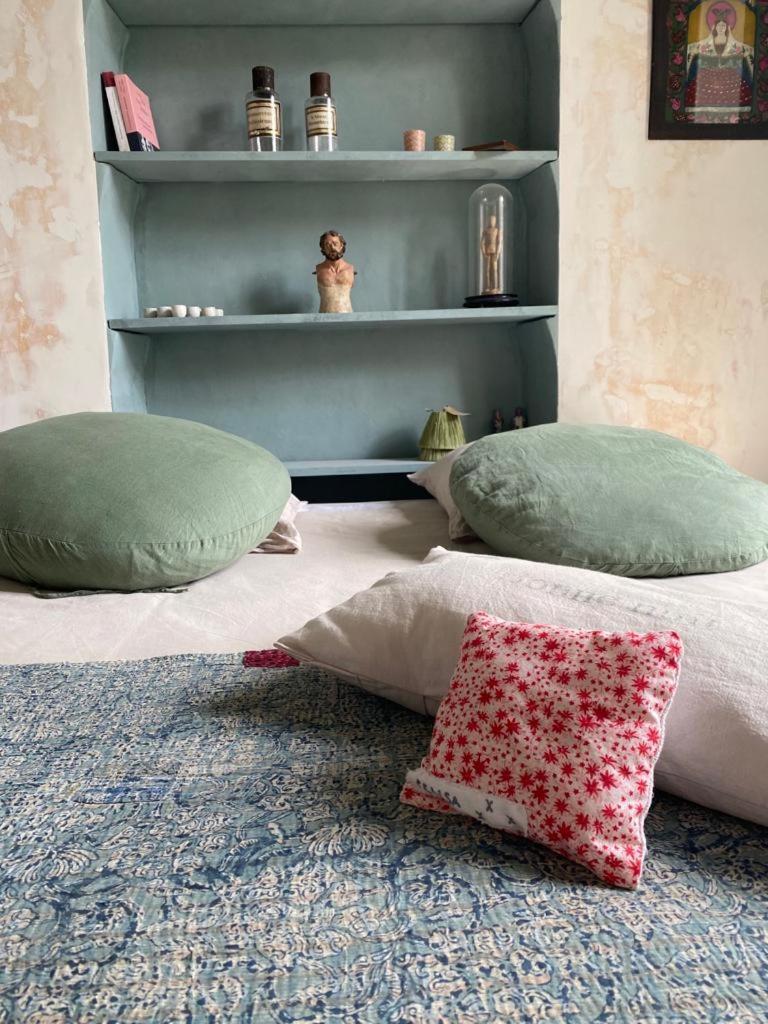 B&B Maison Felisa Sabran Екстериор снимка